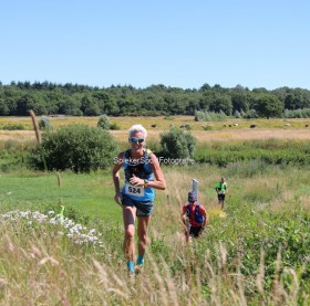 Op de trails en naast de trails Op de trails en naast de trails
